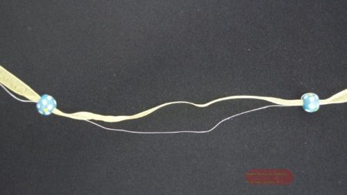 Bild von Band 10m/ 15mm, Organza/Holzperlen, türkis