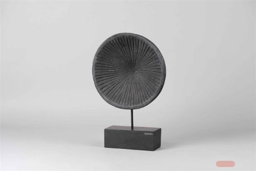 Bild von Disc-Objekt, Holz - L30x 10x H45cm, burned
