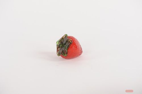 Bild von Deko Erdbeere, Glas - L9.5x 8x H8.5cm, rot